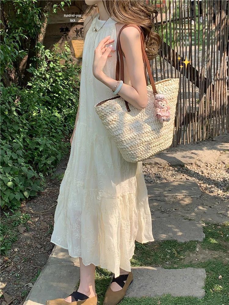 Women's Elegant Sleeveless Lace Halter Neck Off-Shoulder Midi Dress, Summer 2026 Collection