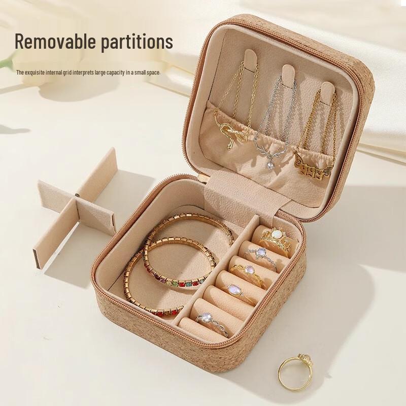 Vintage Portable Jewelry Storage Box
