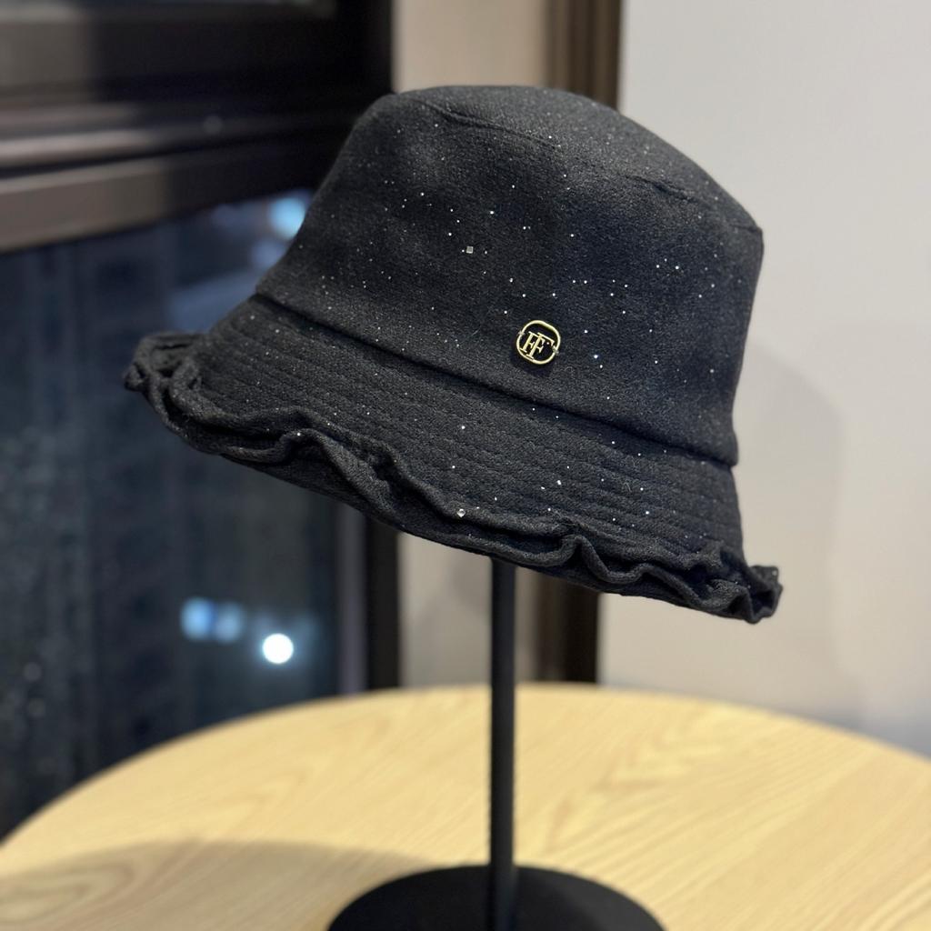 French Style Small Fragrant Fisherman Hat for Women Autumn and Winter Face showing Small Outdoor Casual Hat Versatile and Fashionable Basin Hat Trend