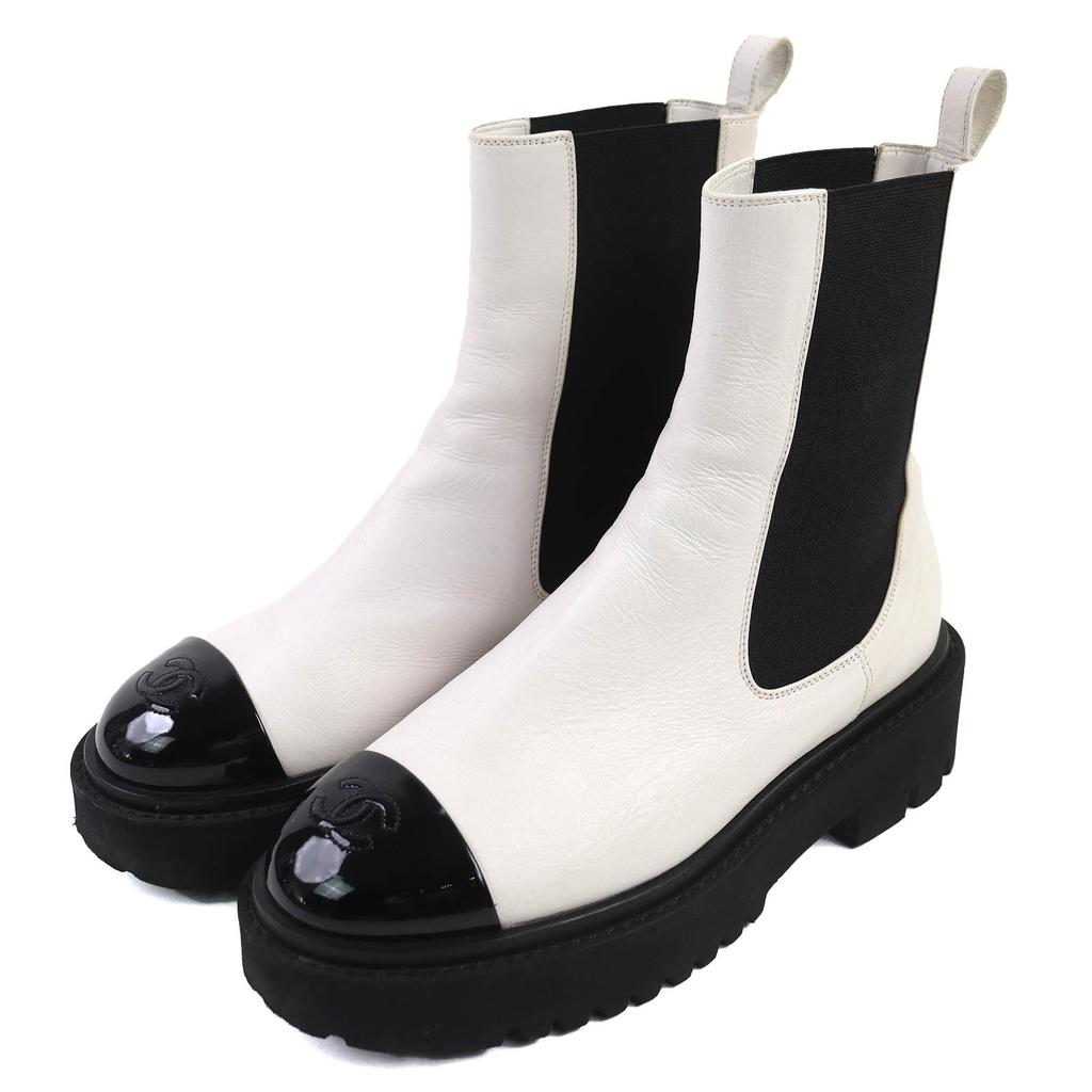 Great CHANEL short boots COCO Mark Side Gore Patent Leather 37 G38218 22C Used