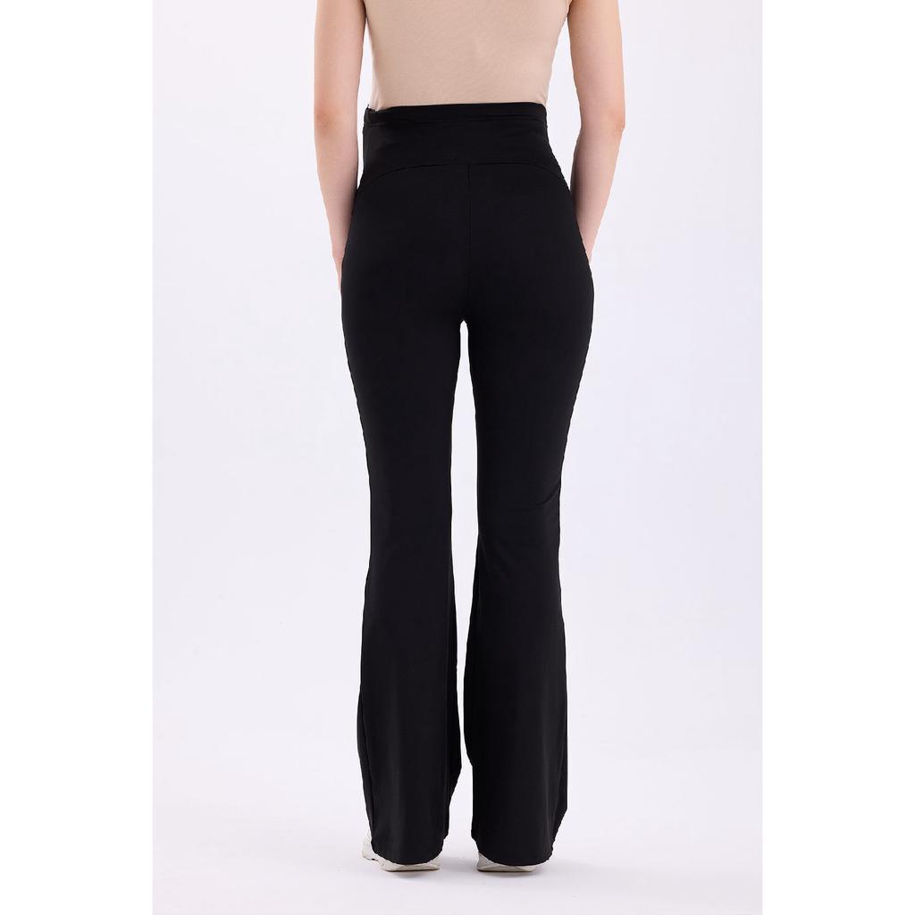 Flexible, geraffte Umstandsstrumpfhose mit verstellbarer Taille und Flanellbein