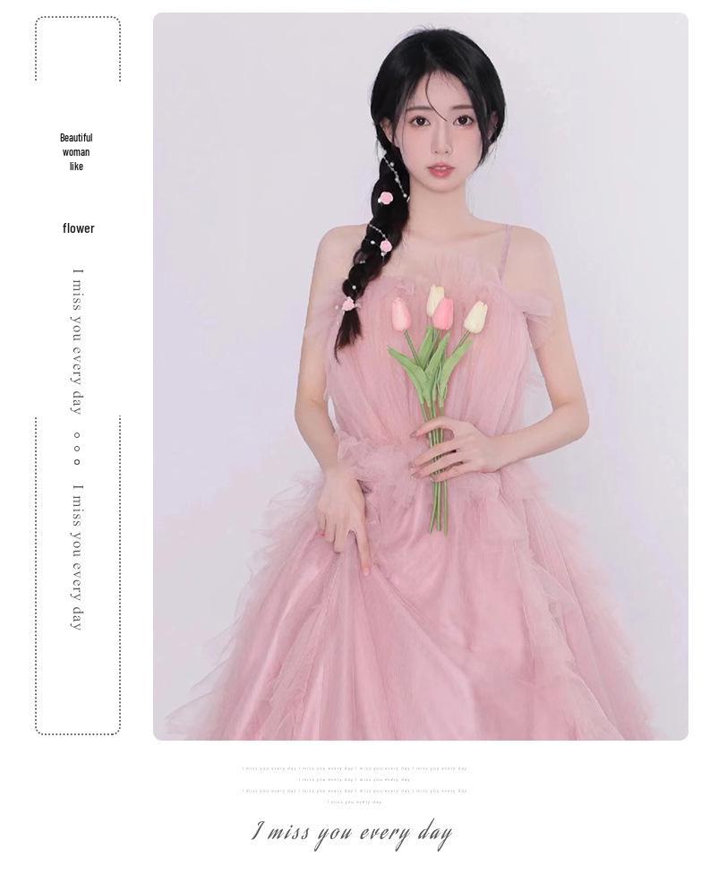 Studio-Themed Wedding Dress: New Girl Style, Pink Skin-Tone Enhancing, Colorful Yarn, Outdoor Travel Photo Dress