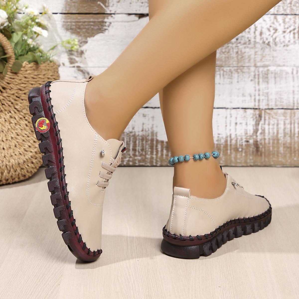 Модные женские туфли на плоской подошве с круглым носком — фото 5