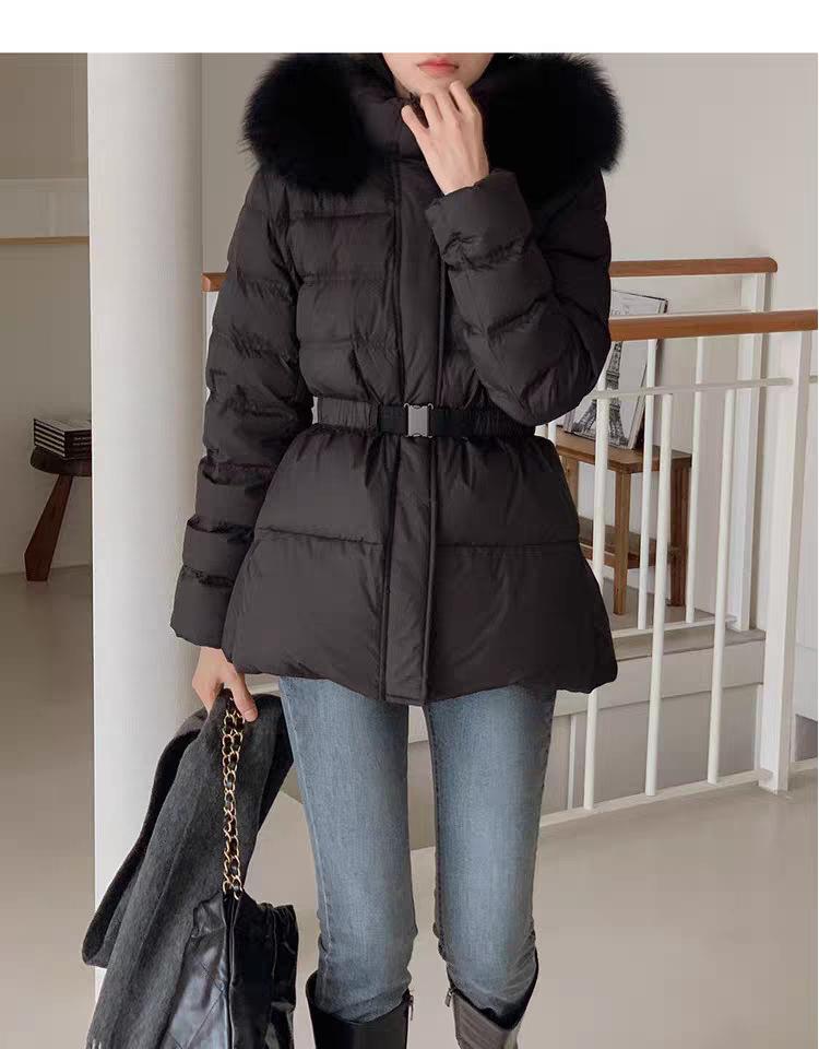 Yu Yan, a Korean woman's waist down jacket, white duck down, three-proof jacket, fox fur collar, small women's jacket
