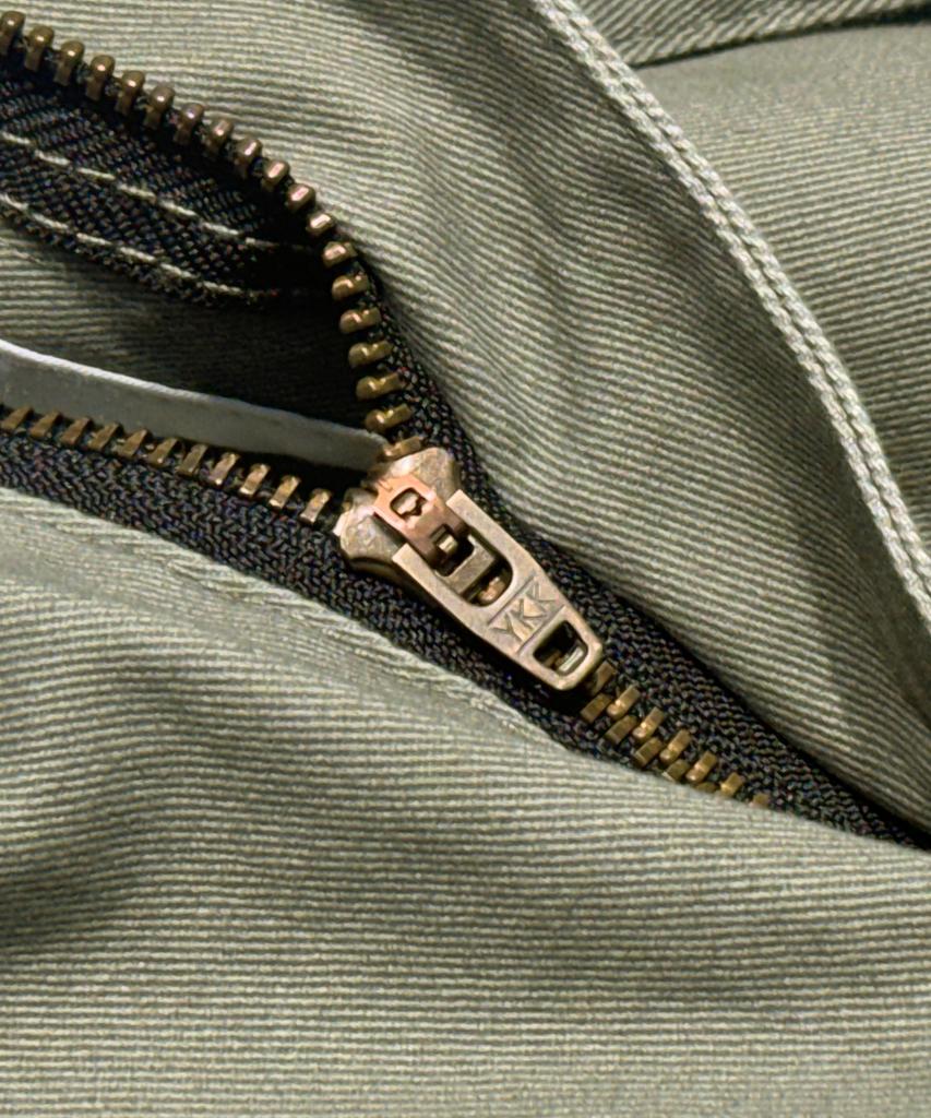 STIGMA Washed Belt Curved Pants Khaki