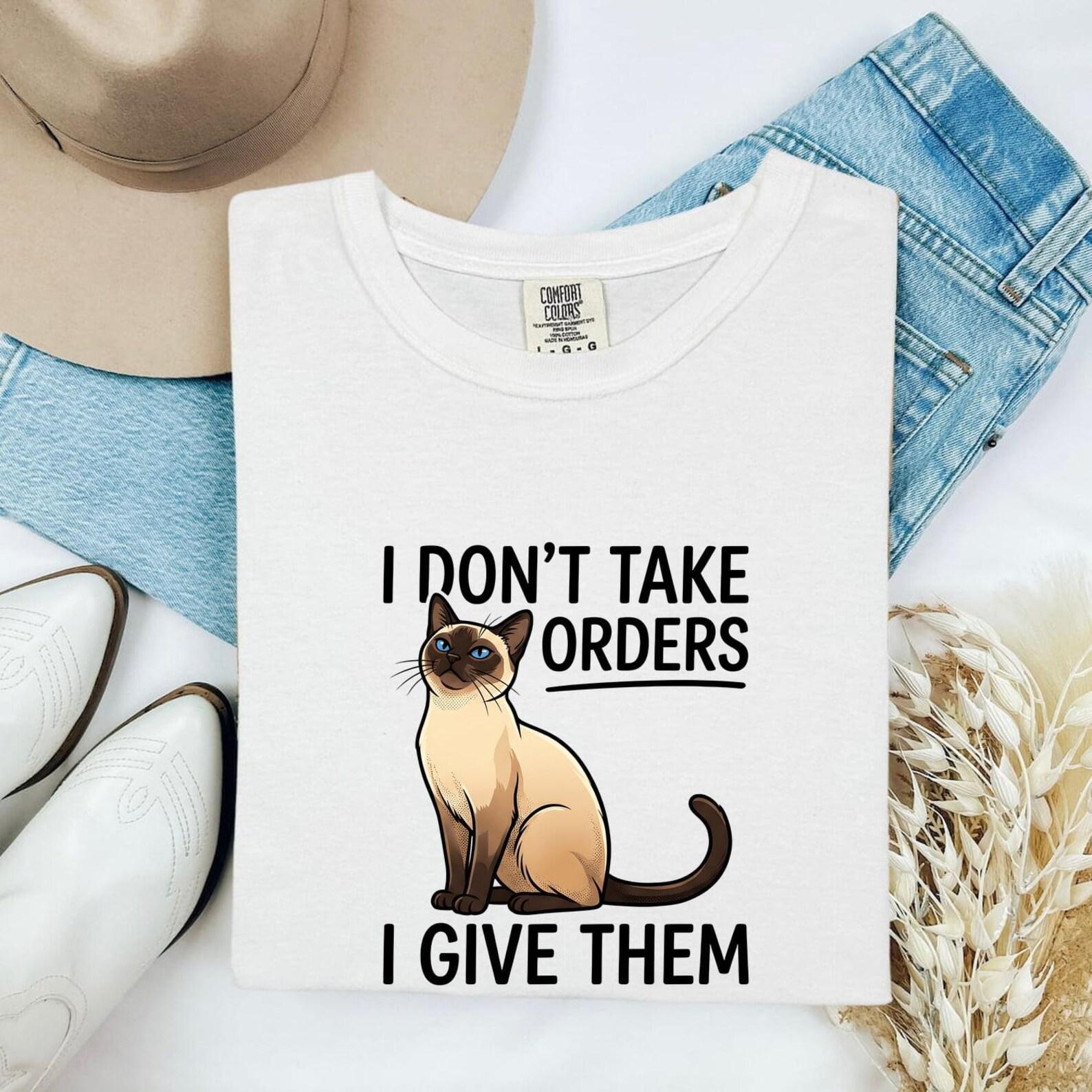 Siamese Kitten Shirt Cat Jokes Gift Women Comic Tee Kitten T-Shirt Cat Fan Cartoon Tshirt Pun Graphic Retro Bright Eyes Tshirt M