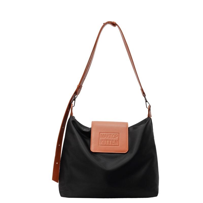 Fauler Wind Tragetasche Damen neue plissierte Mode Schulter Messenger Bag Pendler lässig vielseitig