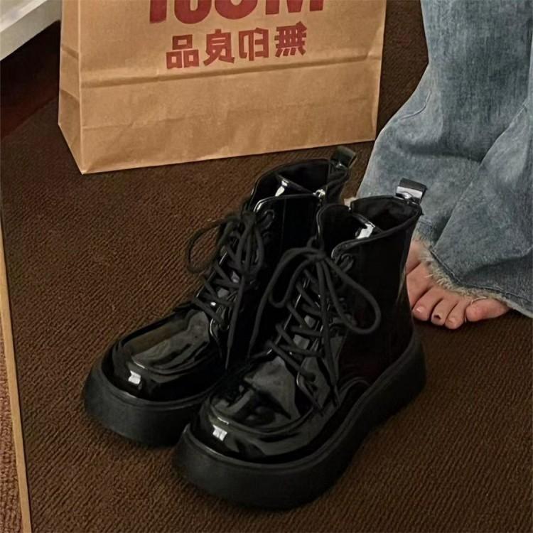 Retro Sweet and Cool Martin Boots for Women's 2025 Spring and Autumn Single New Ins British Style Thick Bottom Heightening Explosion Short Boots