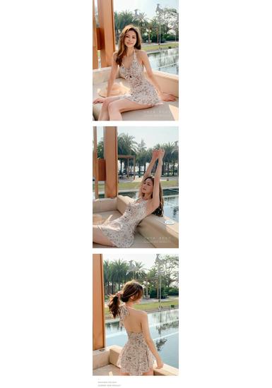 Hot Fashion Women's Slimming One-Piece Onsen Swimsuit with Skirt Style Cover-up, Solid Color, Conservative Waist-Cinching Design