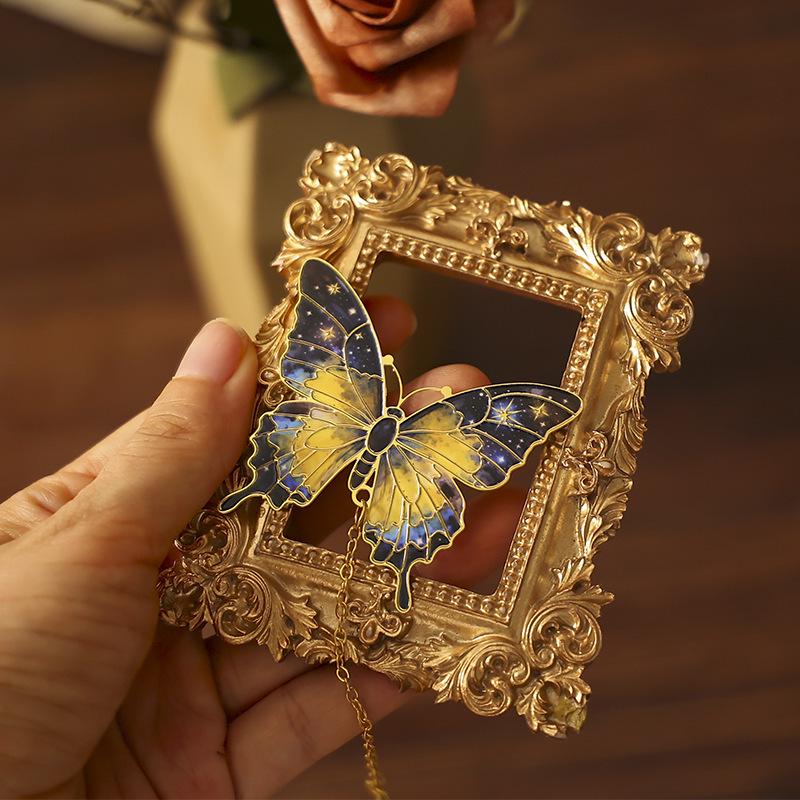 Elegant Chinese Butterfly Metal Bookmark - Exquisite Palace Museum Souvenir