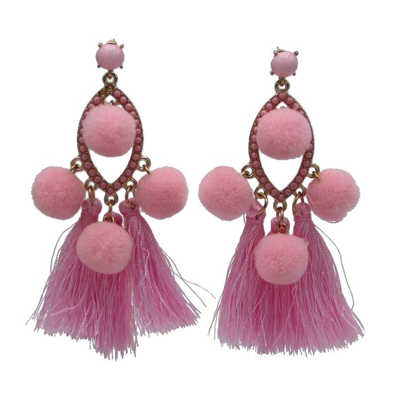 Bohemian Hairball Earrings Women'S Color Fringed Exaggerated Temperament Photo Photography Earrings Accessories Fashion Earrings