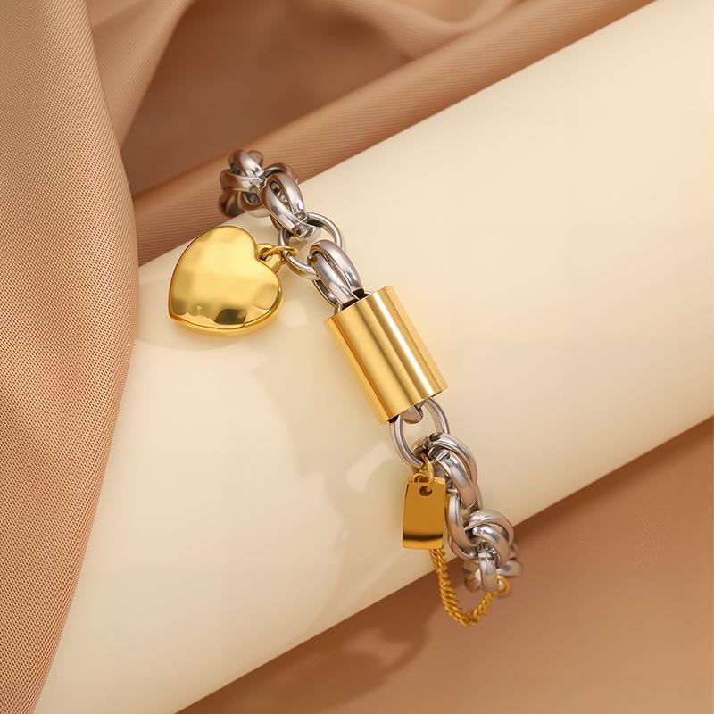 Elegantní Titanová Ocelová Pár Bracelet Srdce - Unisex, Luxusní Design, Univerzální a Stylový