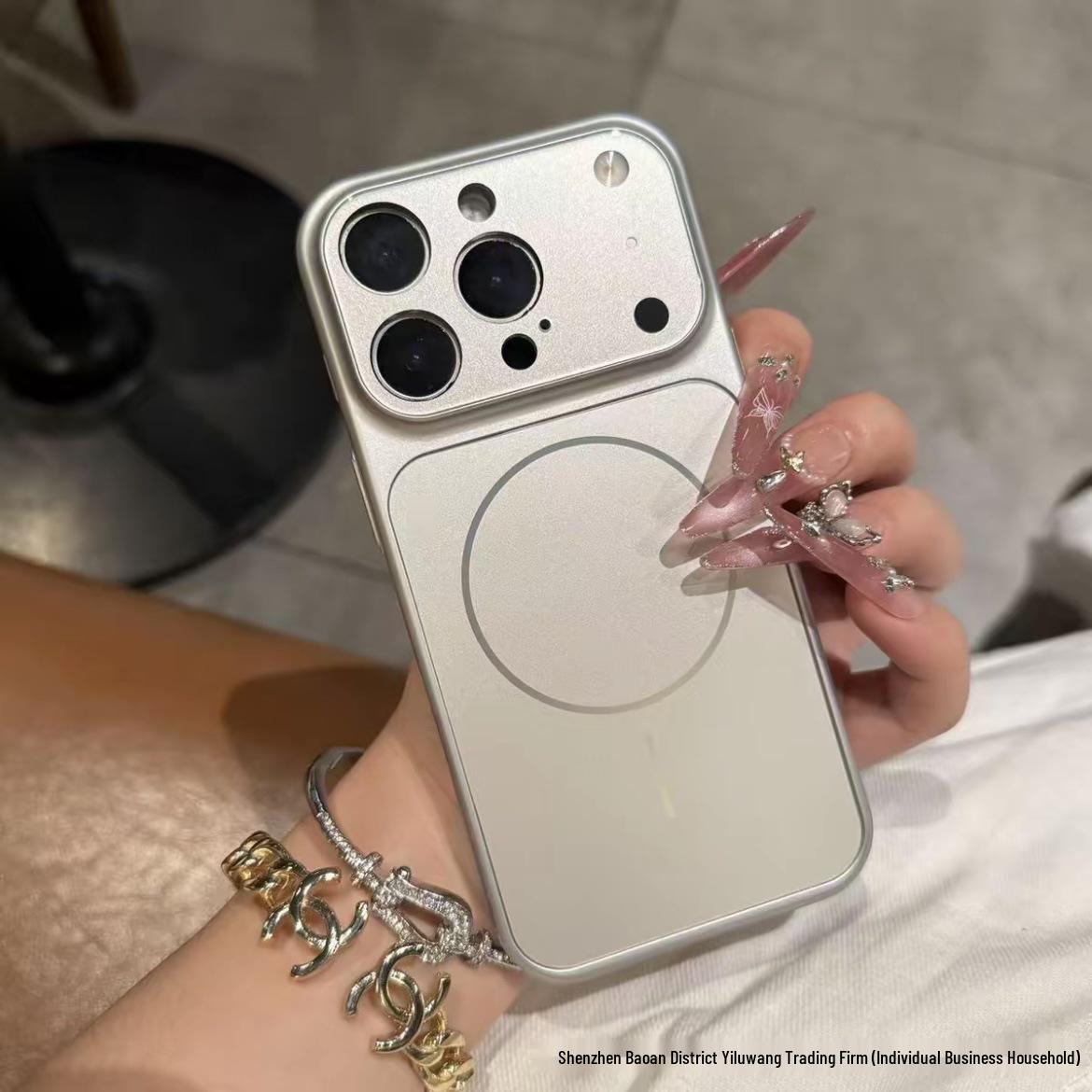 

Магнитный чехол для iPhone 16 Pro Max и 17 Pro Max - Превращается в 17 больших окон. 16 Pro Max