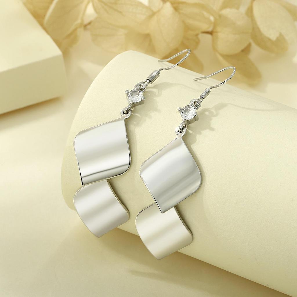 Exquisite Geometric Leaf Sequin Earrings - Bold Color Block Design for Fashionable Women