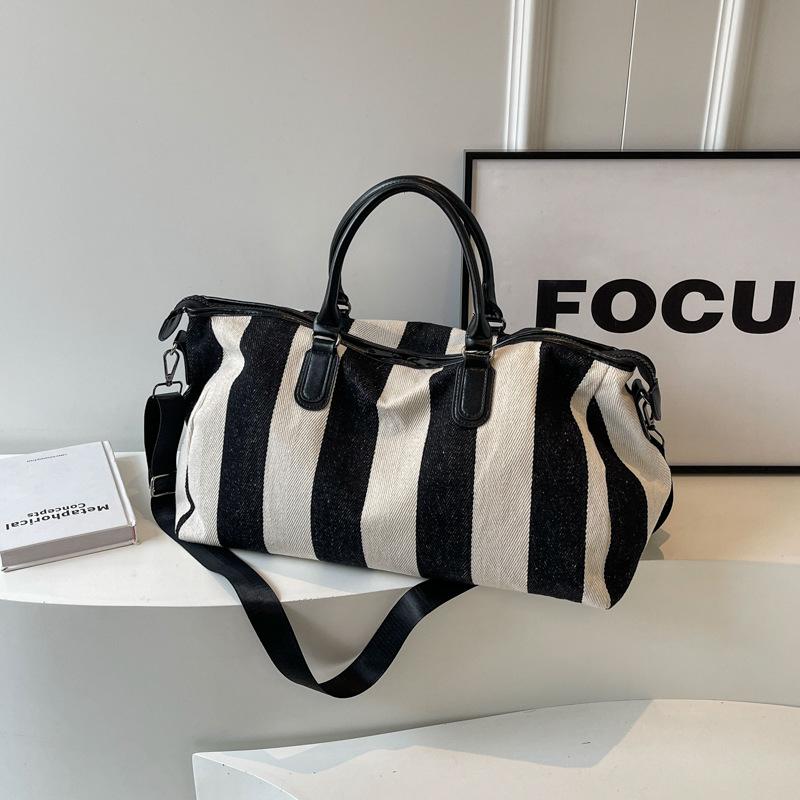 Schoolbag Unisex Dark Brown Travel Bag Large Capacity Premium Fitness Bag Accommodation Storage Luggage Shoulder Bag Striped Simple And Versatile Business Bag