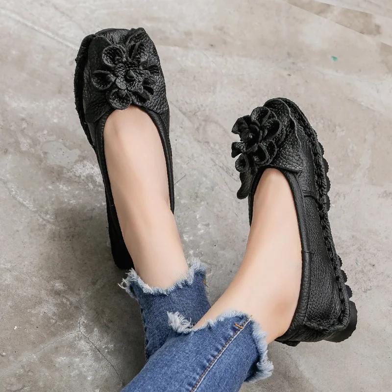 Fashion 2025 Soft Genuine Leather Flat Shoes Women Flats with Flowers Ladies Shoes Women Designers Loafers Slip On Hot Selling