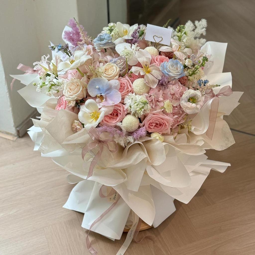 Lychee Mix Bouquet with Eternal Flower Soap for Girlfriend or Bestie - Ideal Birthday Gift