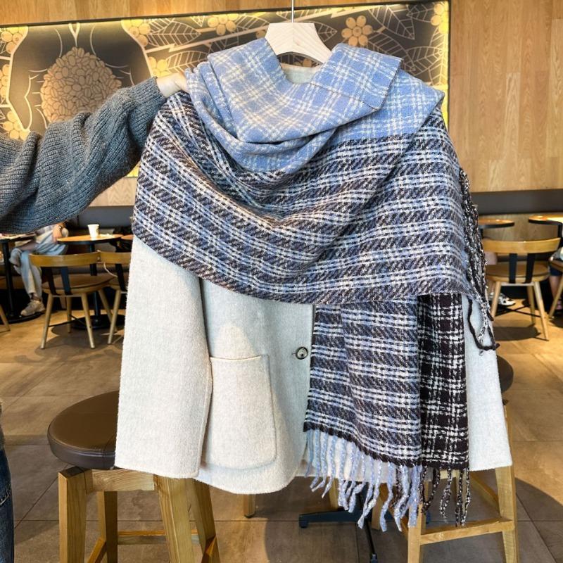 Retro Two-color Plaid Scarf Men's Winter Long Thickened Warm Gift Couple Scarf Versatile