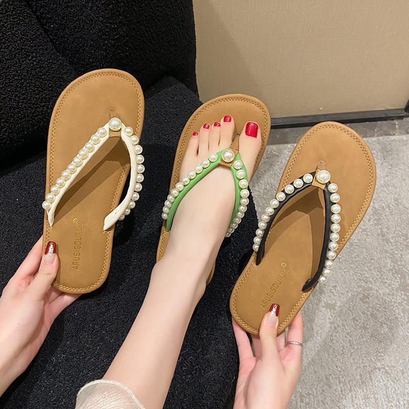 Large size vacation pinch foot soft flip-flops women's summer outer wear foreign trade flat bottom new year pearl seaside 2025