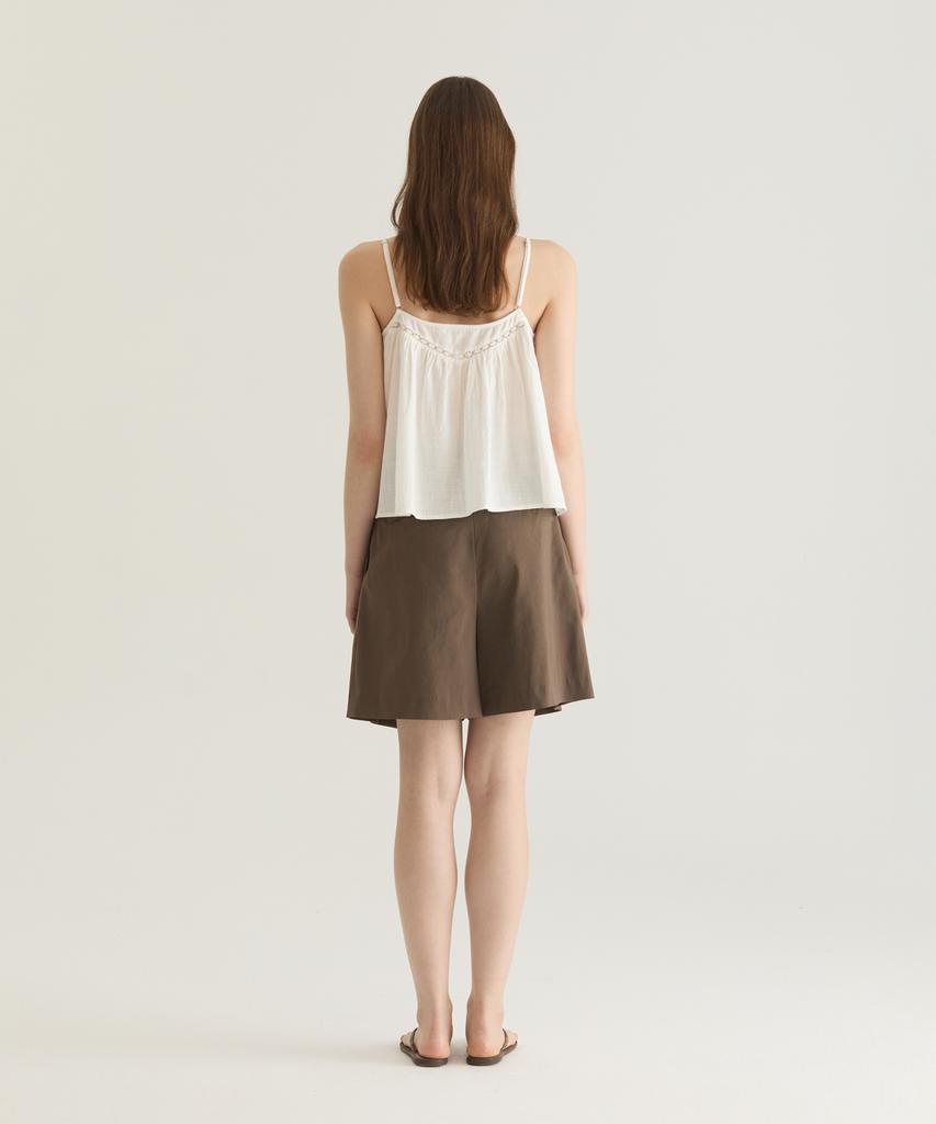 Oteumilkape Pintuck Lace Sleeveless Top - Ivory