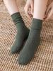 Sugar Fruit Striped Couple Mid Length Socks, Breathable, Sweat Absorbing, and Odor Proof, Suitable for Outdoor Hiking Activities