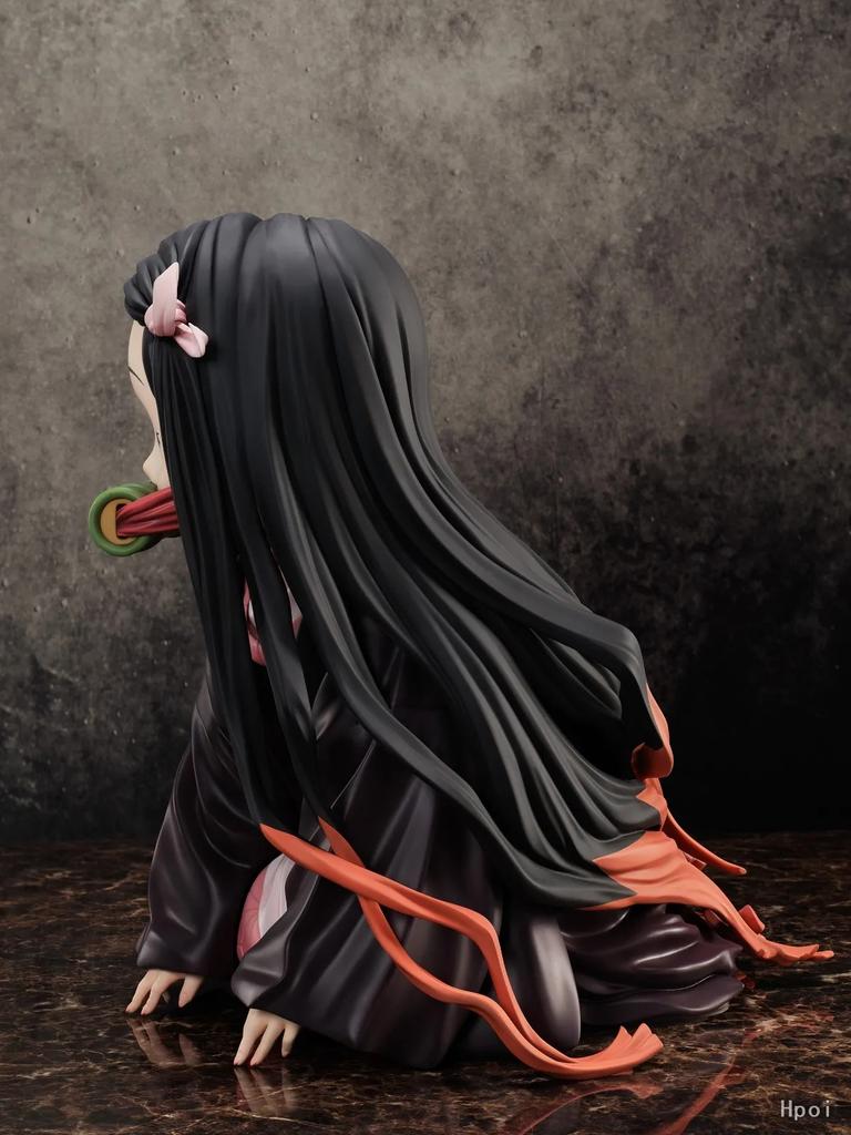 9CM Anime Figure Demon Slayer Kamado Nezuko Kawaii Miniature Kneeling Pose Figure PVC With Case Backpack Box Tabletop Gift Toy