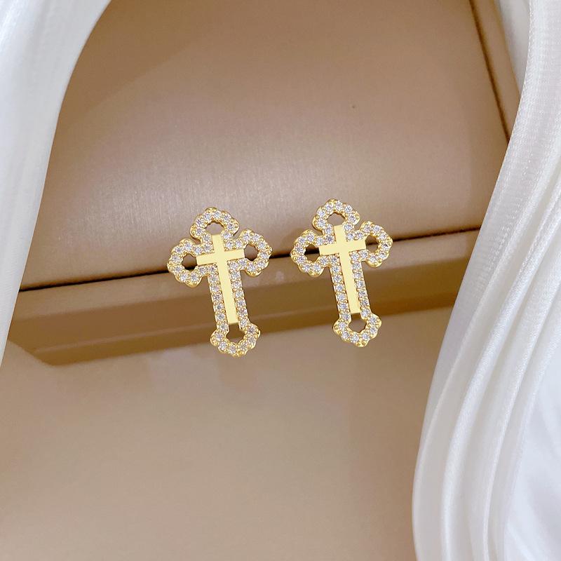 Empty Cross Set Light Luxury Temperament Gorgeous Full Diamond Necklace Female Versatile Clavicle Titanium Steel Chain