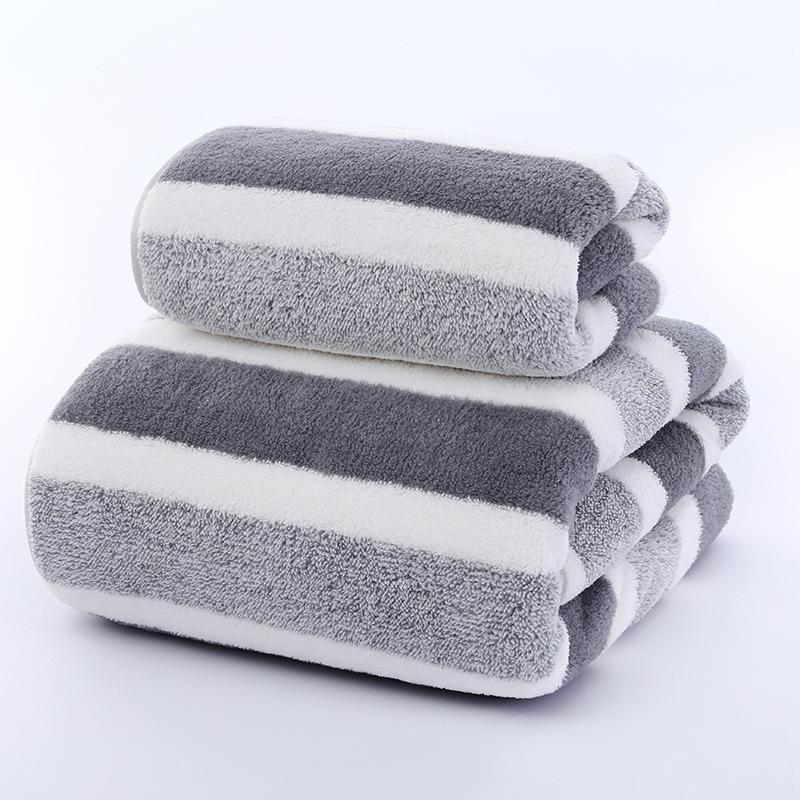 Thick Bath Towel Strong Water Absorption and Quick Drying Non Shedding Durable Ultra Soft - Very Suitable for Families Beaches