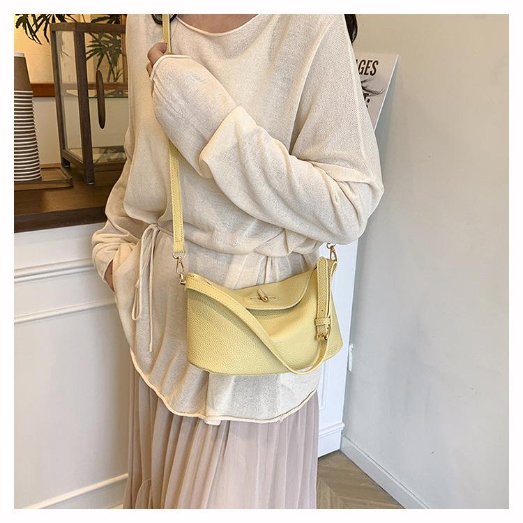 Autumn small fresh simple foreign style solid color handbag bag temperament casual messenger women's bag tide