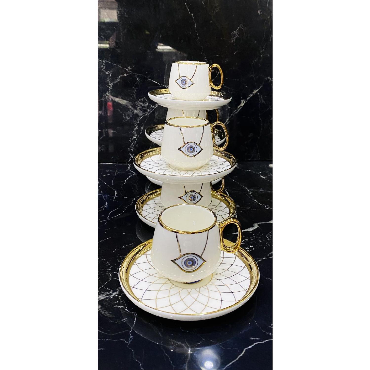 

Набор чашек белый