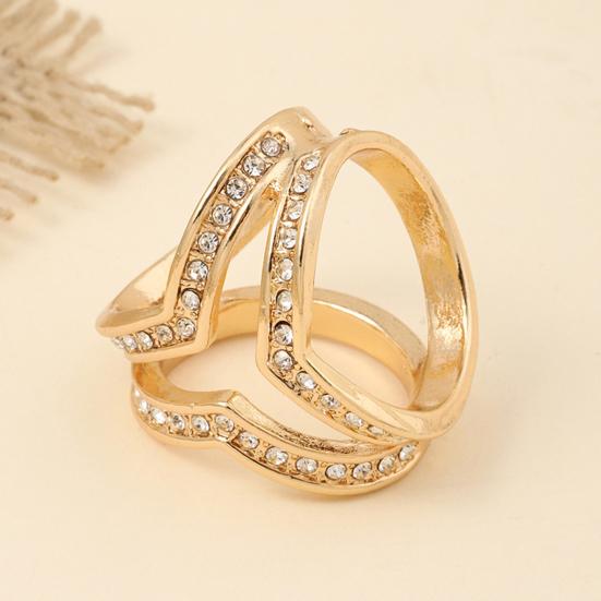 Scarf Button Three-Ring Design Rhinestones Inlaid Scarf Buckle Korean Style Scarves Shawls Scarf Fastener Jewelry Accessory