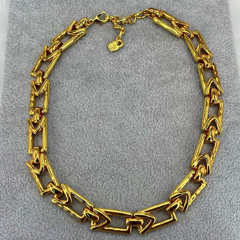 2024 UNOde50 European Geometric Exquisite Necklace - Romantic High-Quality Jewelry Gift 43cm