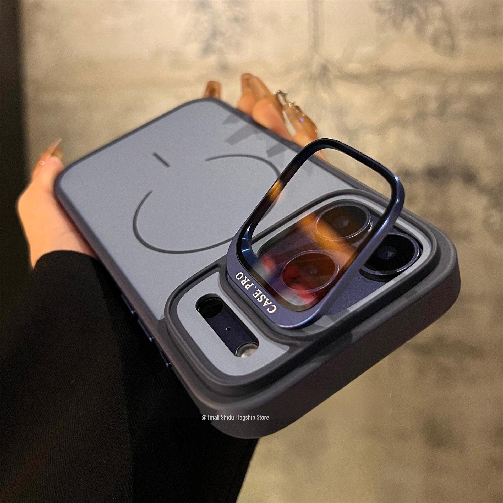 

Compatible iPhone 17 Pro Max Glass Lens Cover with Apple 16 Magnetic Protective Frosted Case. 14ProMax темно-синього кольору
