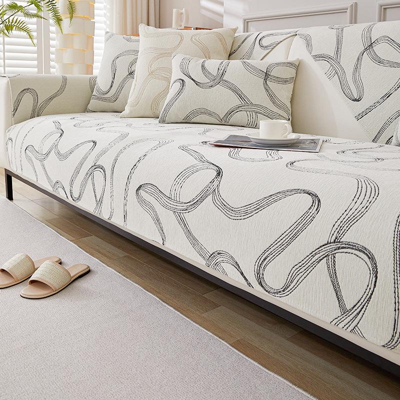 Modern Sofa Cover for Living Room Decor Jacquard Non-slip Sofa Mat European Universal Sofa Towel Cover Resistant Couch Cover
