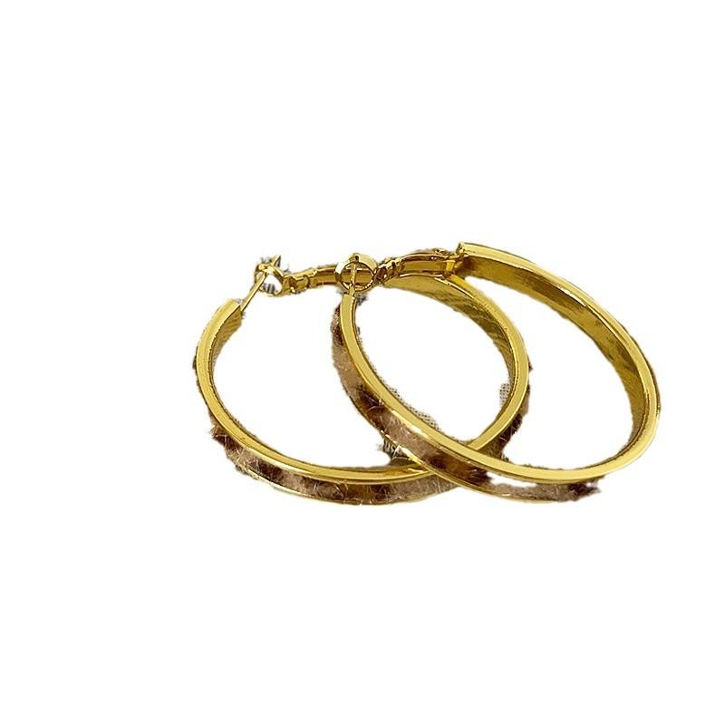 Personality Exaggerated Flocking Leopard Print Metal Earrings Women'S Niche Design Sense Unique Exquisite Fashion Versatile Earrings