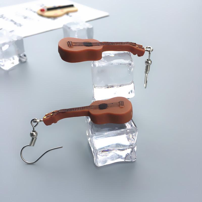 Personalizované malé kytarové náušnice pro ženy muže šperky pro milovníky hudby cool visací kytarové náušnice