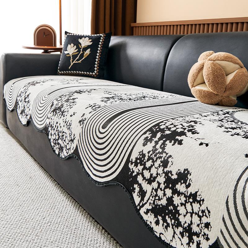 

Special-Shaped Leather Sofa Cushion New Irregular Non-Slip Sofa Seat Cushion Universal Sofa Cover For All Seasons 90*90cm