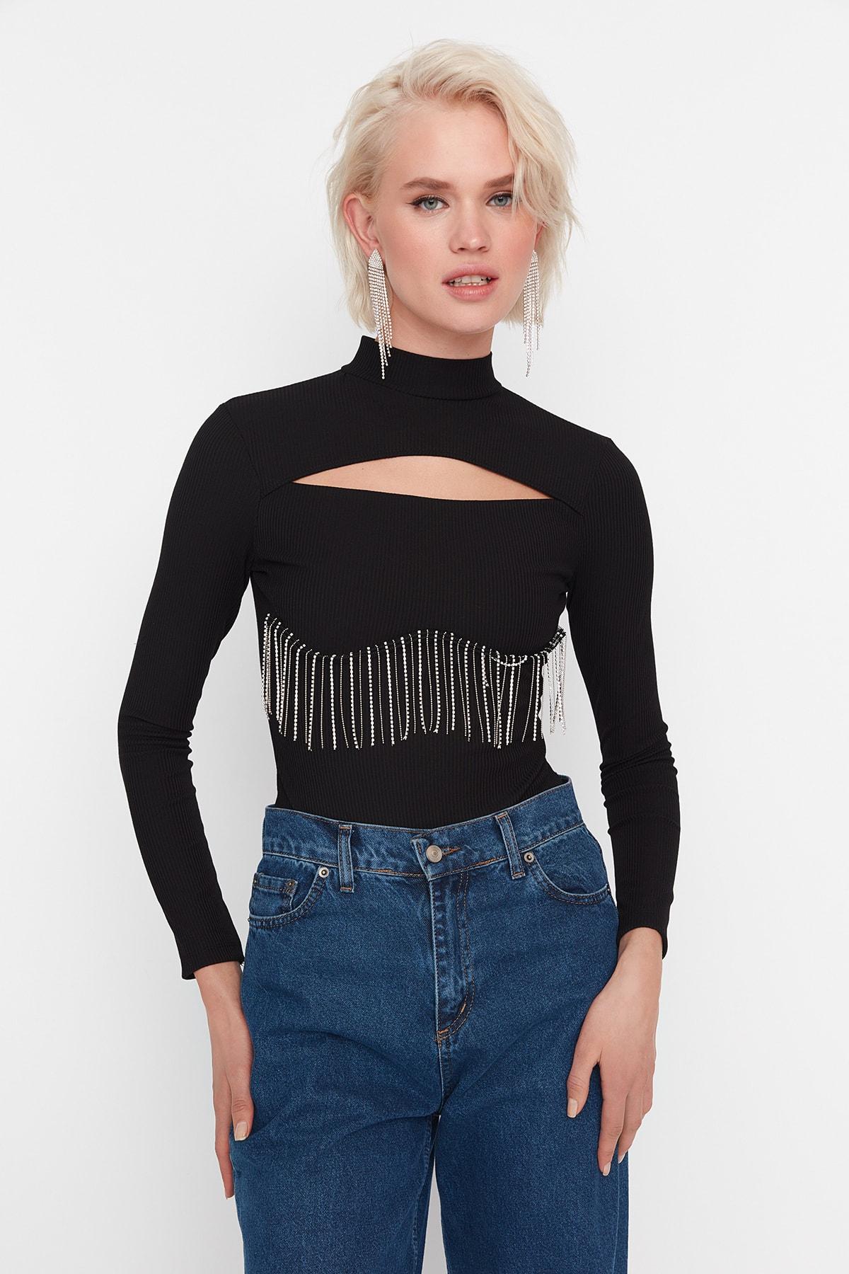 

Боди - Черный - Классический крой