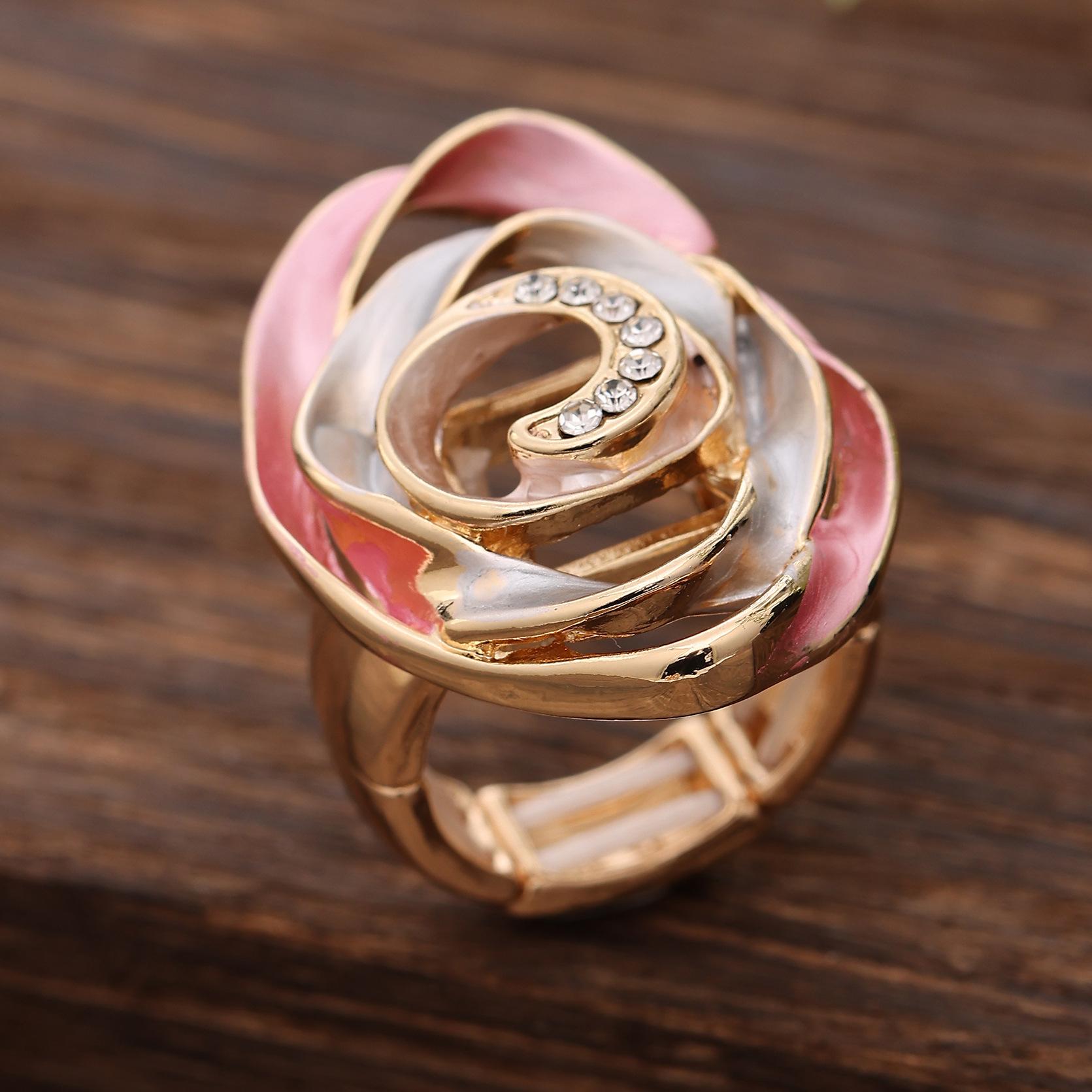 

Новое цветное масло, геометрическое полое кольцо-цветок в виде ромба, эластичное кольцо, универсальное кольцо для женщин высокого класса Elastic Adjustable