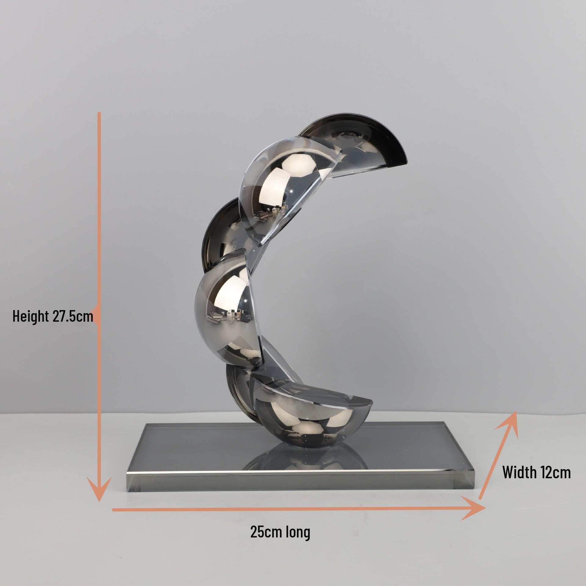 

Современная минималистичная геометрическая хрустальная смоляная фигурка мыслителя для украшения дома или офиса