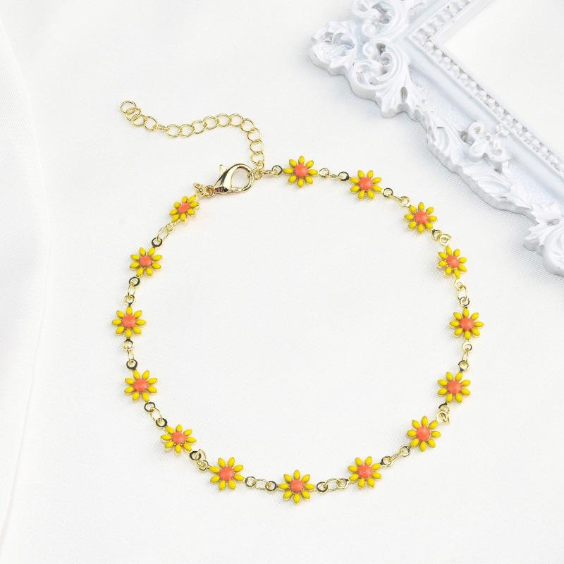 High-End Daisy Anklet with Drip Oil Finish – Simple, Fresh, and Fashionable Jewelry for Girls