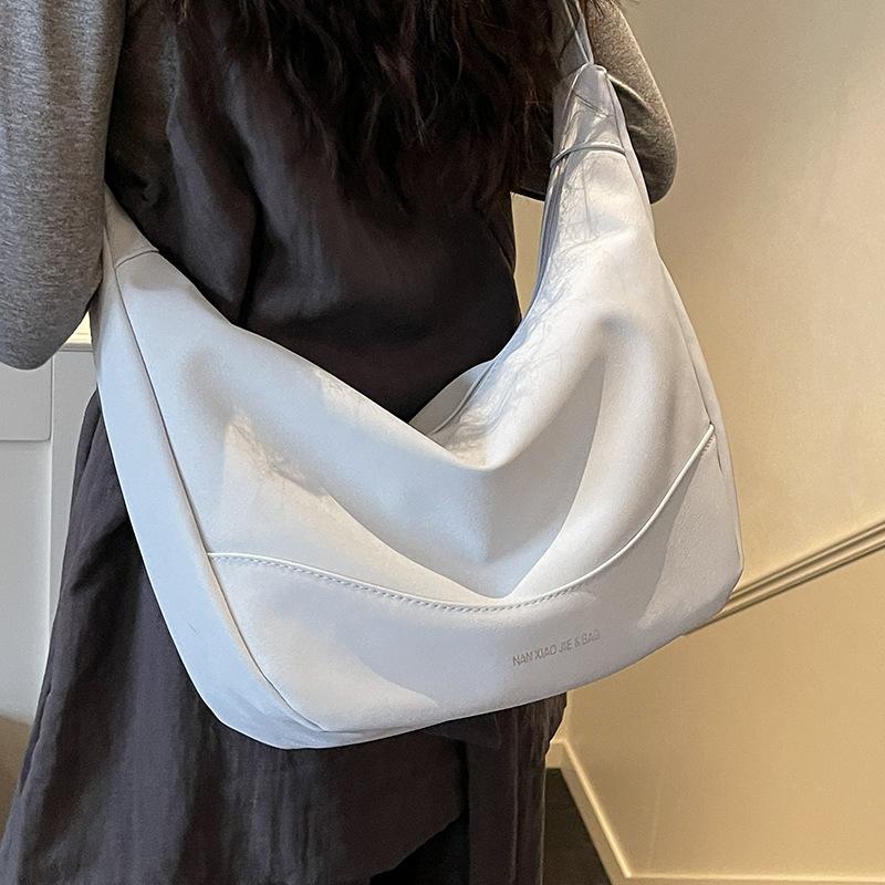Große Einzelschulter-Umhängetasche, Stilvoll und Lässig für den Täglichen Weg zur Arbeit, Knödeltaschen-Stil