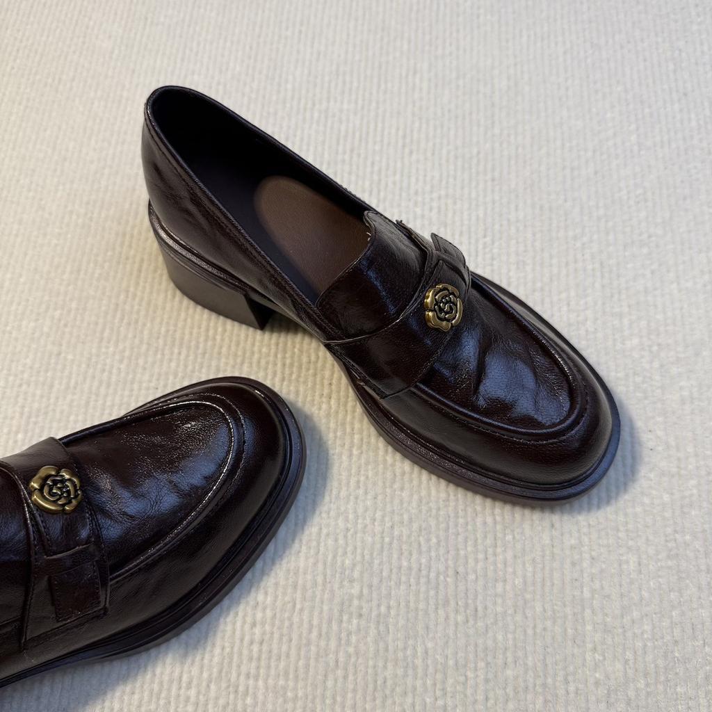 Super Soft Lambskin~ Loafers Women's Camellia Gold Buckle British Style One-pedal Small Leather Shoes Thick-soled High-heeled Single Shoes