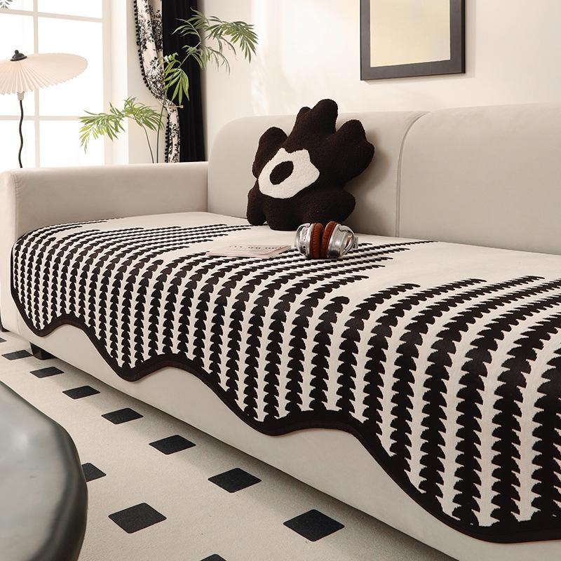 1pc Irregular Jacquard Design with Plush Edge Sofa Cushion, Anti Slip Design - Suitable for Bedroom, Office, Living Room Home Decoration Furniture