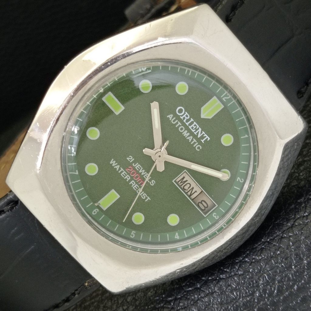 

ВИНТАЖНЫЕ МУЖСКИЕ ЧАСЫ ORIENT AUTOMATIC 46941 ЯПОНИЯ С ЗЕЛЕНЫМ ЦИФЕРБЛАТОМ a700691-5 R204-a700691
