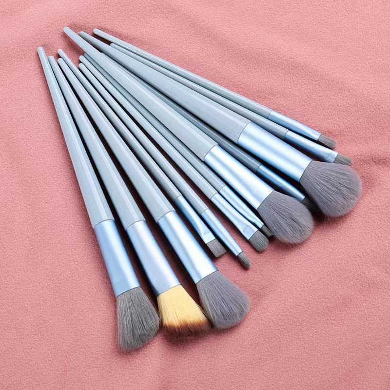 13 Four Seasons Green Makeup Brush Set Bristles Soft Blush Eyeshadow Concealer Foundation Loose Powder Highlight Brush