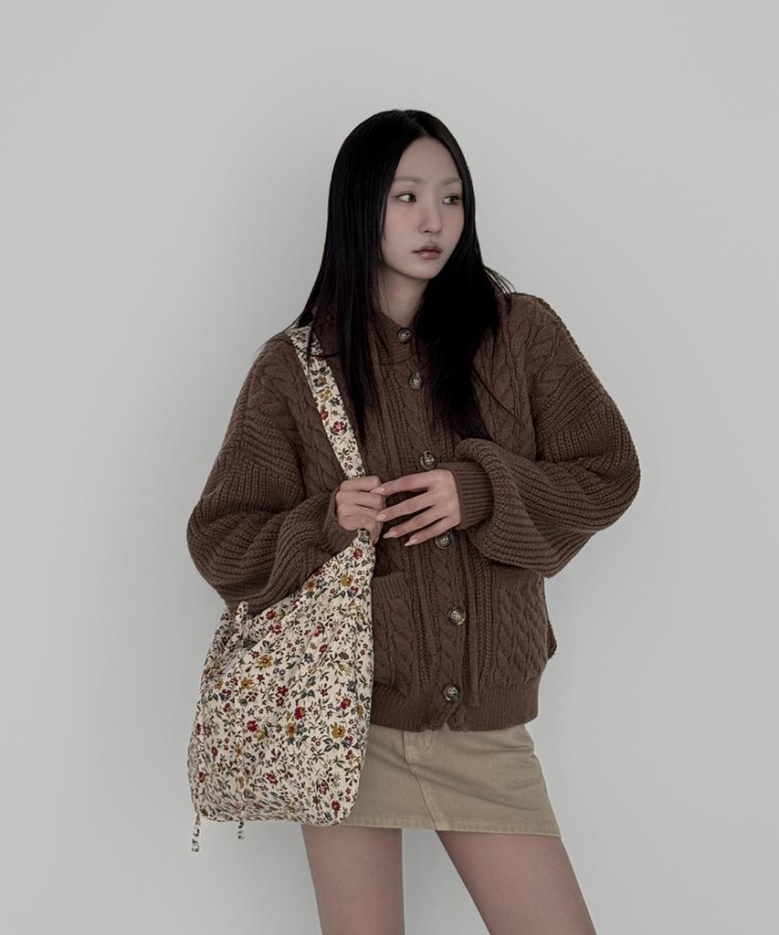 Atil Studio All-Season Oxford Graphic Shoulder Bag _ [Honey Floral]