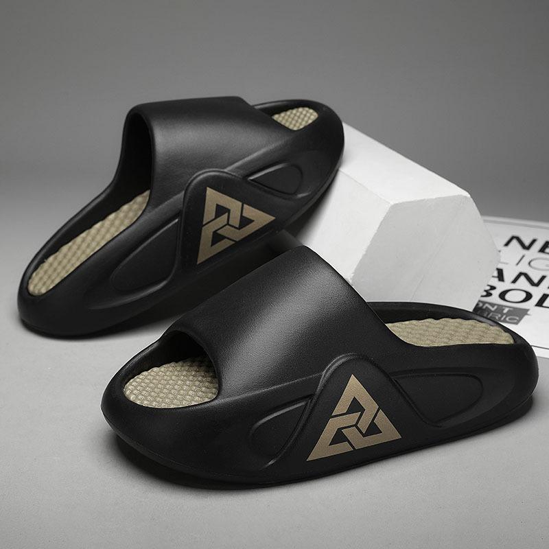 Soft Cushion Casual Slippers For Men EVA Extra-thick Sole Sandals Fashion Outdoor Shoes Outdoor Summer Sandalias Hombre