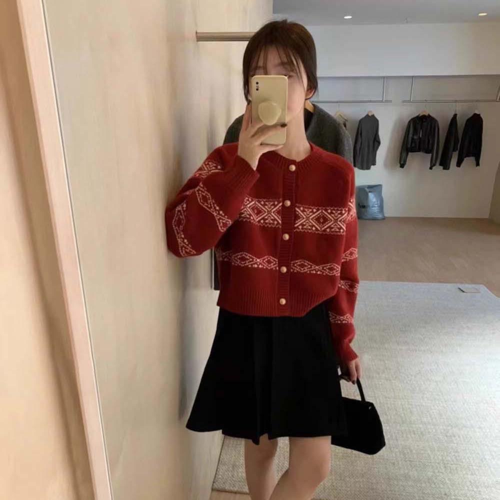 Autumn and winter atmosphere jacquard knitted jacket French gentle and versatile fashion rhombus crew neck long-sleeved sweater