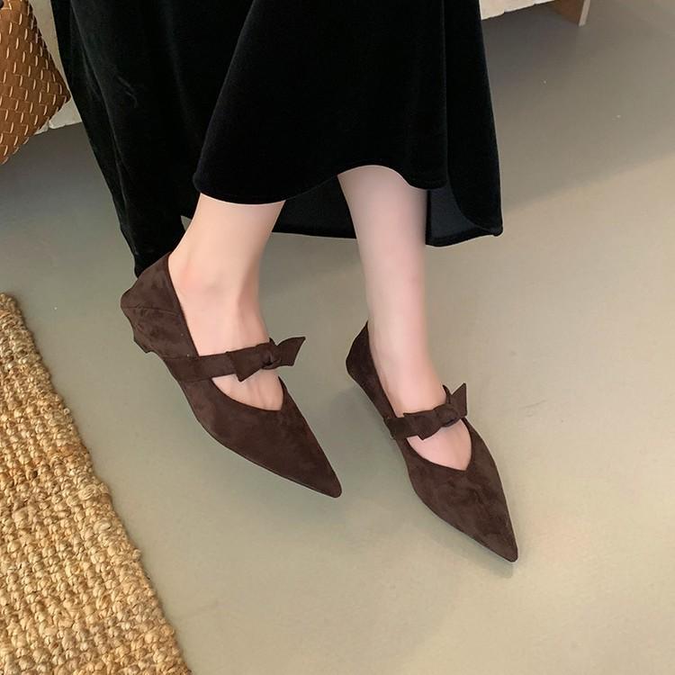 Soft-soled Fashion Flat-bottomed Black Pointed Single Shoes Women's Shoes 2025 Retro Mary Jane French Shallow Mouth Commuter Shoes Tide